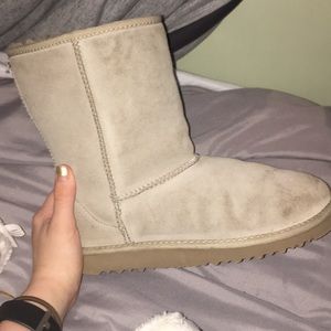 White Uggs !